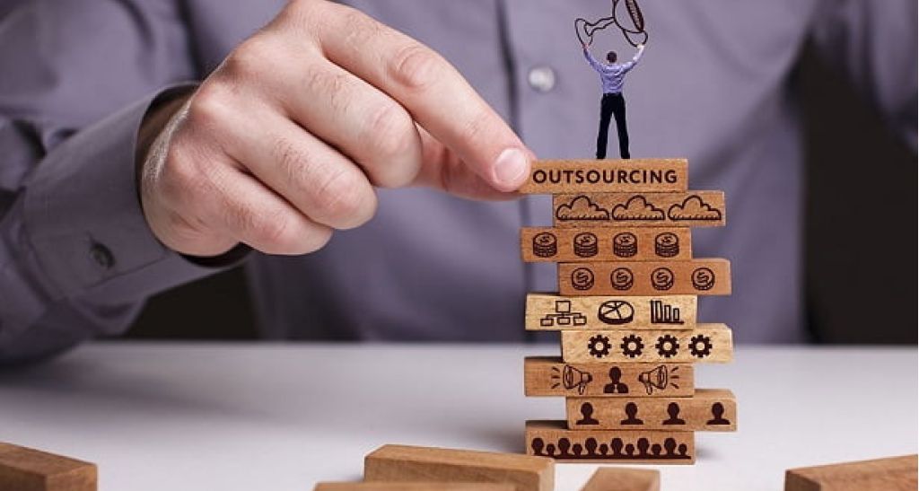 Podría cancelación de outsourcing elevar carga fiscal: empresarios